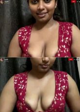 Arya Pradosha Showing Deep Cleavage