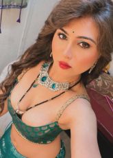 Hiral Radadiya Pussy Spread Closeup and Showing anal