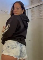 Hot Tiktoker Stripping Full Nude